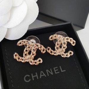 ✨Chanel CC Earrings✨